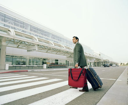 7 Airport Tips to Navigate the Gateway to the Skies with Ease